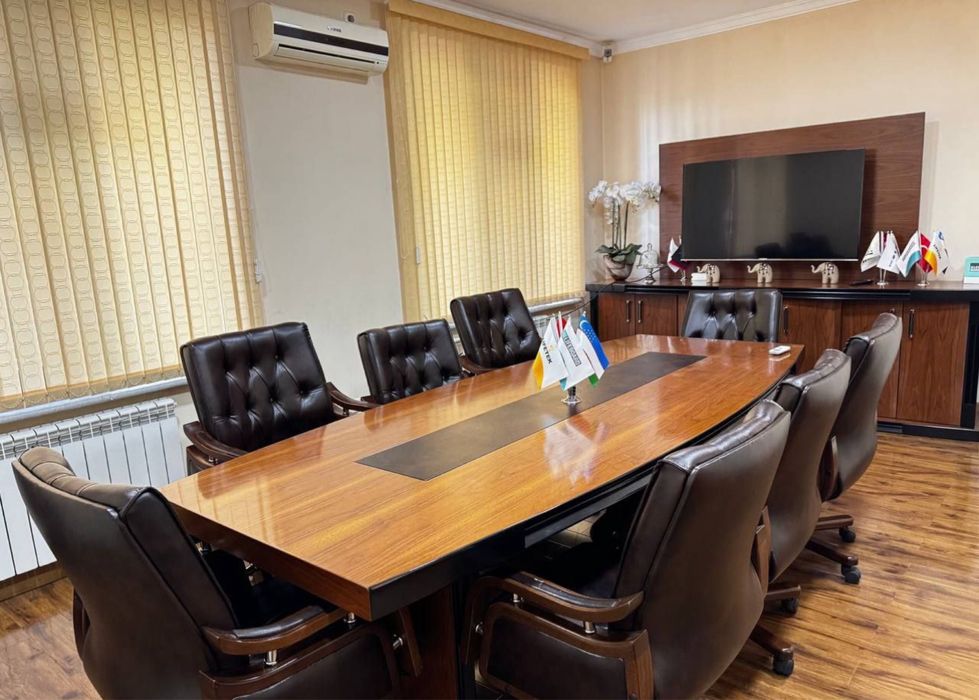 Аренда под офис Ц1, 250м2, 8 комната, С Мебелью! 1 этаж 4000y.e.!