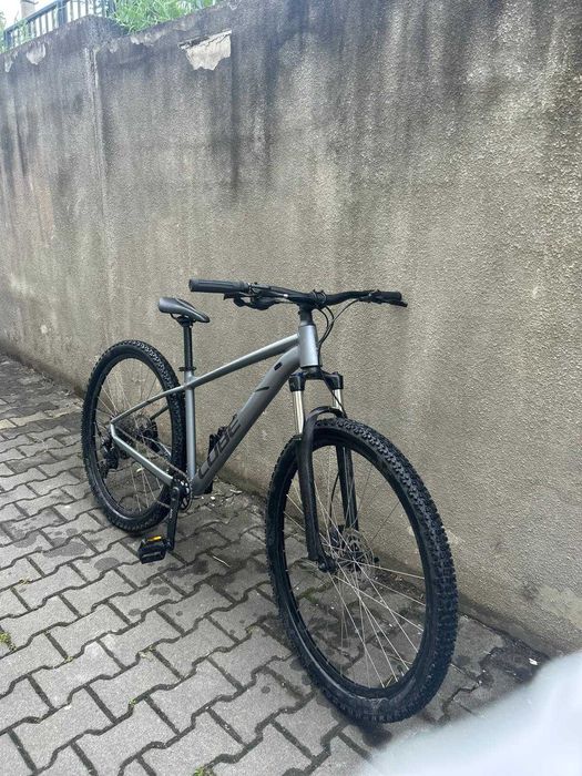 Vând bicicletă CUBE AIM Pro Slateblack