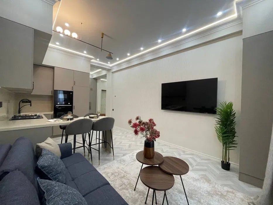 Шикарная квартира в Центре города  3/6/10 Метро Айбека Гранд Мир Цум