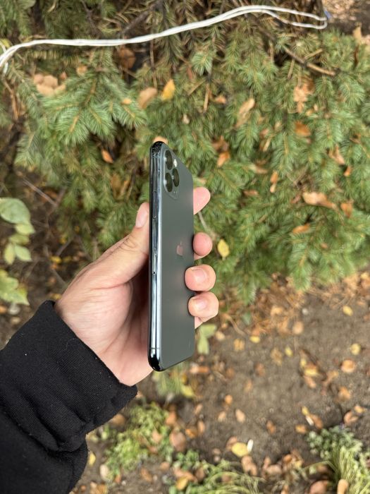 Продам Телефон Айфон 11 Pro 256Gb