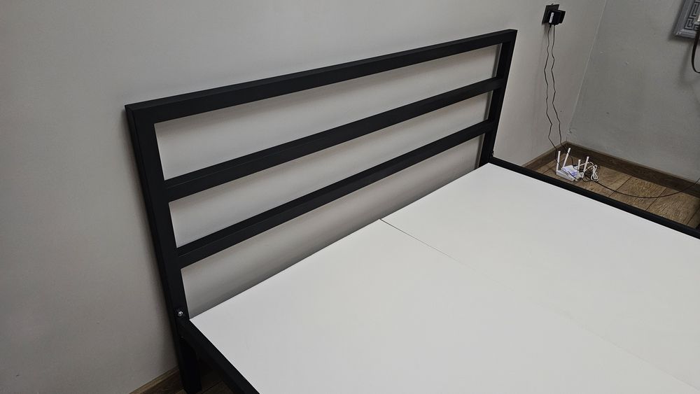 Temir Kravat. Металлическая двуспальная кровать.   Модель. ARISTO