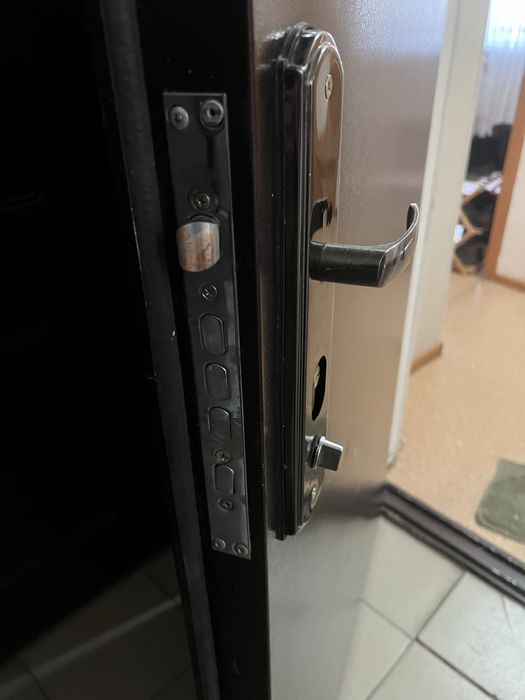 Входная дверь бу темир есик