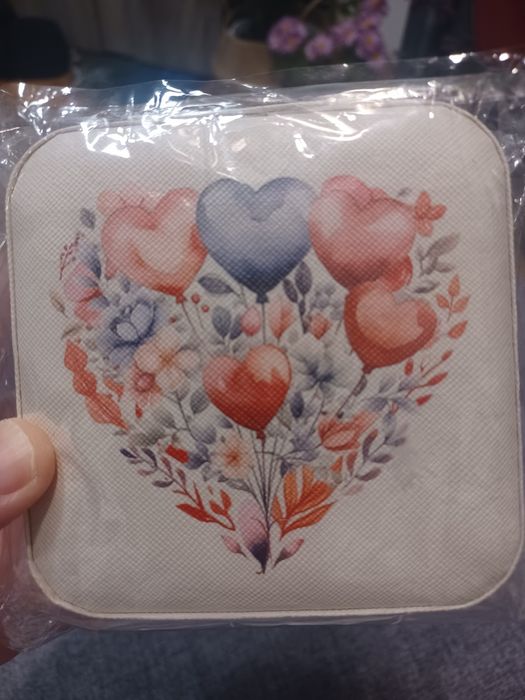 Малка кутия за бижута