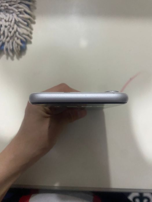 Обменяю айфон хр