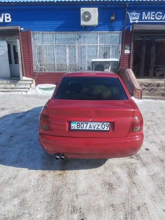 Ауди А4 1.8 турбо