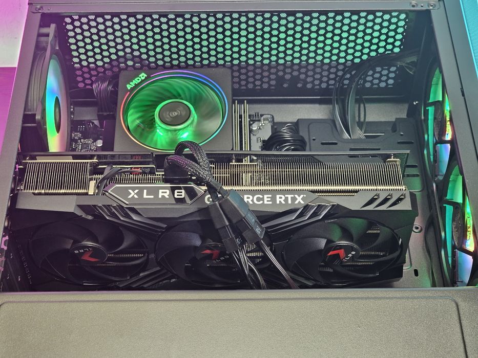 RTX 5070 12GB/Ryzen 7-7700/RAM 32GB/SSD 1TB/Чисто Нов+Гаранция