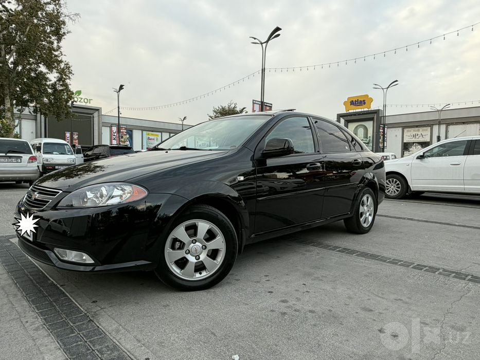 Gentra Elegant Plus Lyuk автомат сотилади
