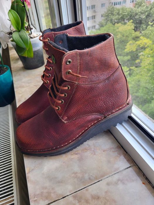 De vanzare Ghete  de Iarna