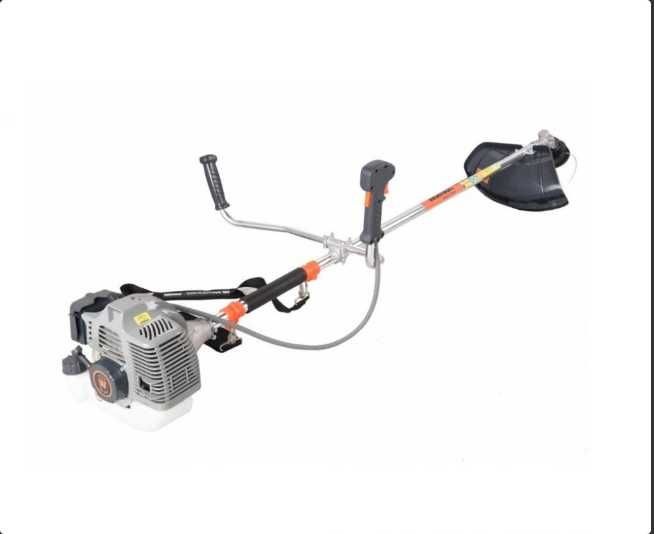 Motocoasa   , 6.2CP.. cu acessori ..