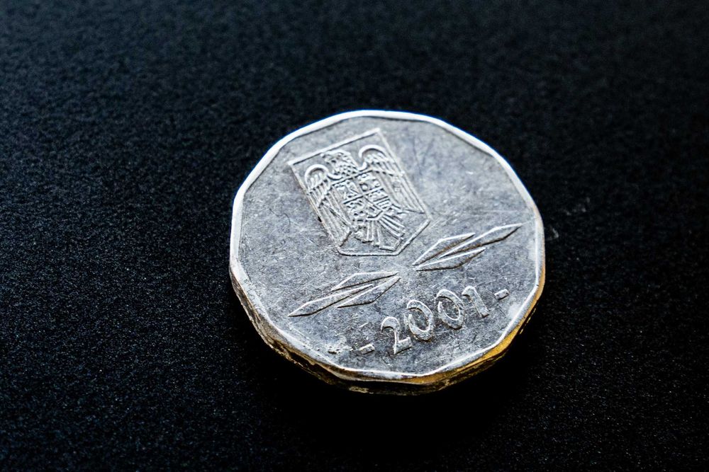 Monede vechi de  500 lei an 1999 5000 lei 2001/2004 1000 lei 2001/2004