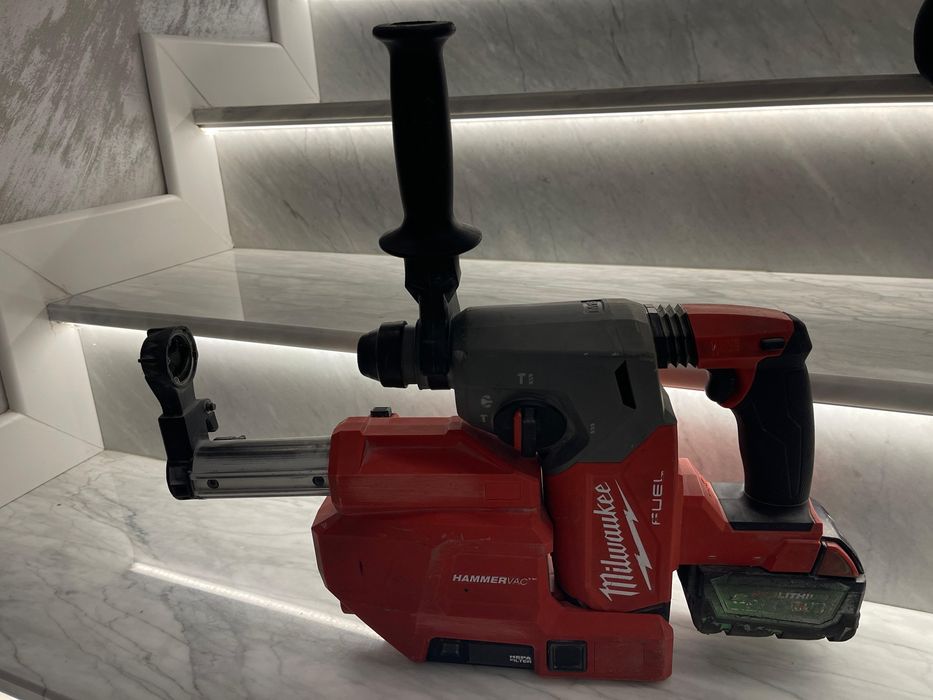 Rotopercutor și aparat de măsură