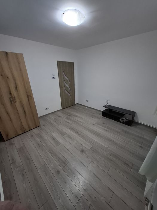 Vând apartament 3 camere în Cisnădie 66,3 mp supraf construită