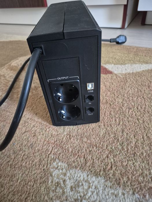 Vand stabilizator tensiune