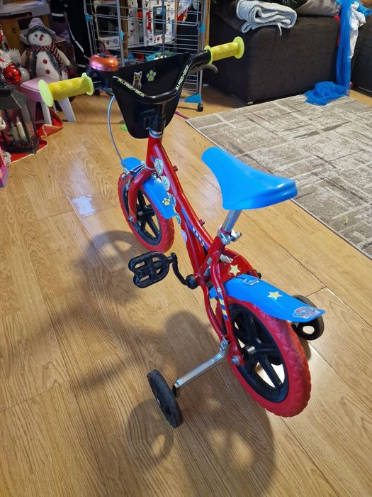 Продавам детско колело PAW PATROL 12"