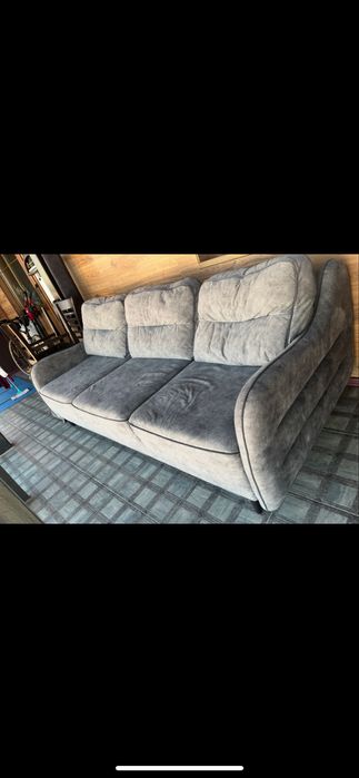 Мягкий диван мебель