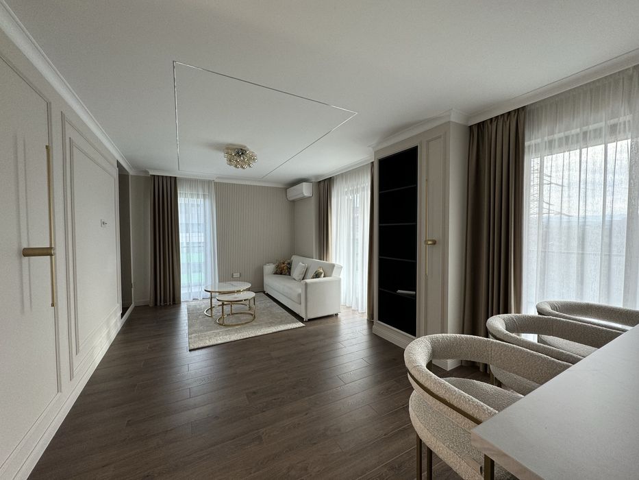 Inchiriez apartament cu 3 camere ultrafinisat modern si cu parcare subterana