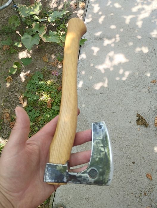 Брадвичка брадва