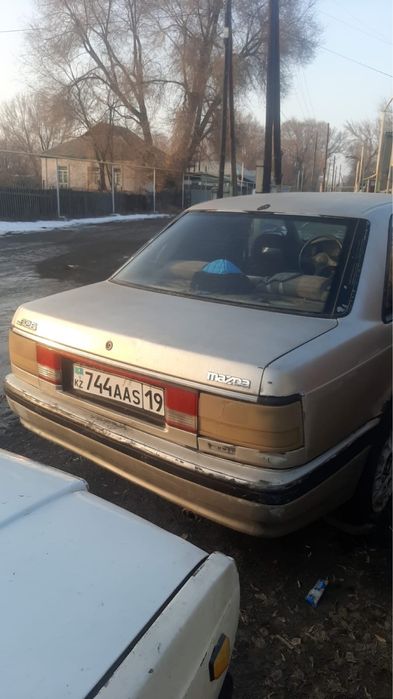 Продам машину мазду 626