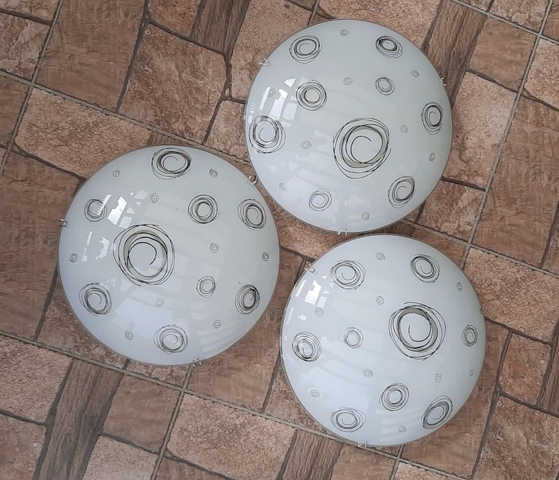 Vând plafoniere și spoturi