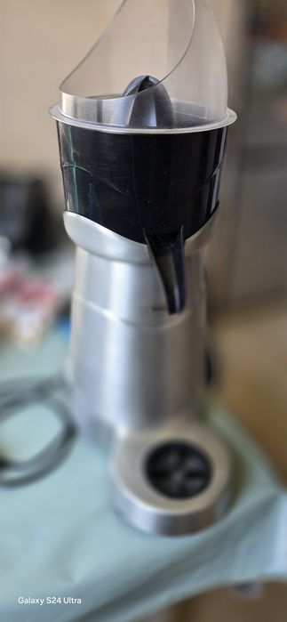 Продавам цитрусови преса