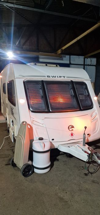 Swift Challenger 2008  cort&mover