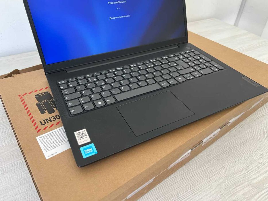 Noutbuk sotiladi , Yangi arzon narxda ,Garantiya bor