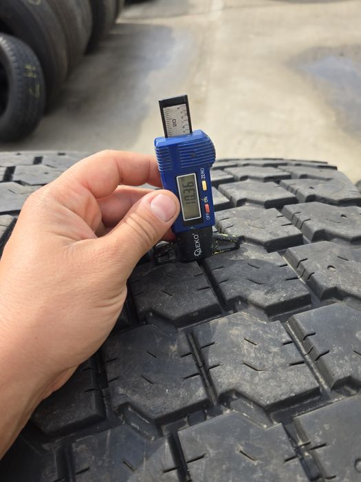 Anvelope de tractiune 295-80r22.5 On/Off