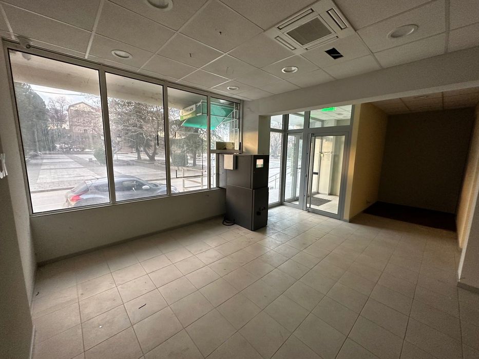 Магазин под наем в гр.Брацигово