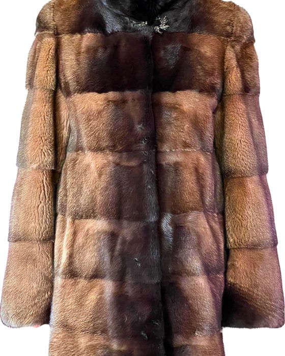 Шуба норковая , коричневая