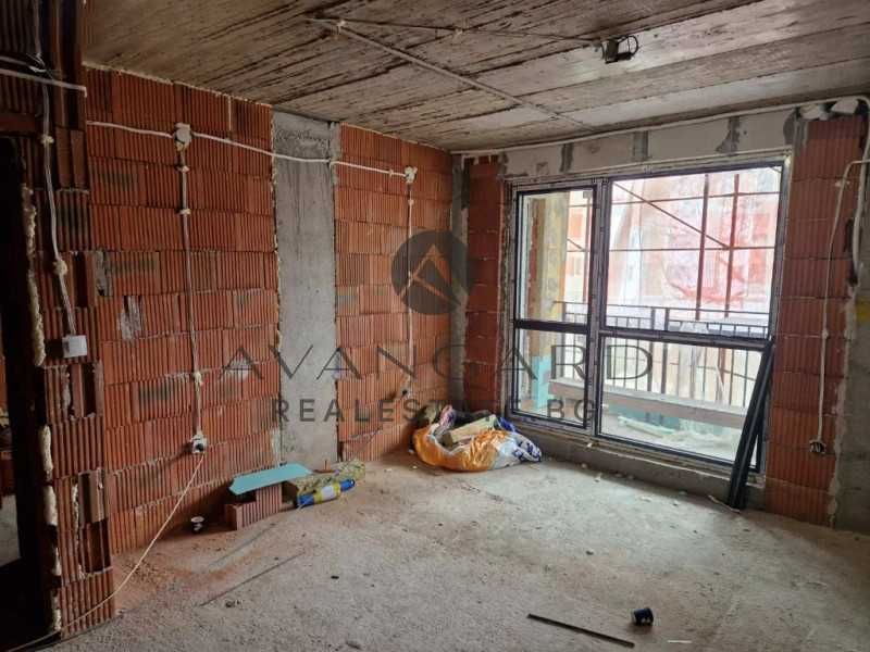 Продава се Двустаен апартамент в Пловдив, Христо Смирненски - 75 кв.м за 1496 €/кв.м - Снимка #1