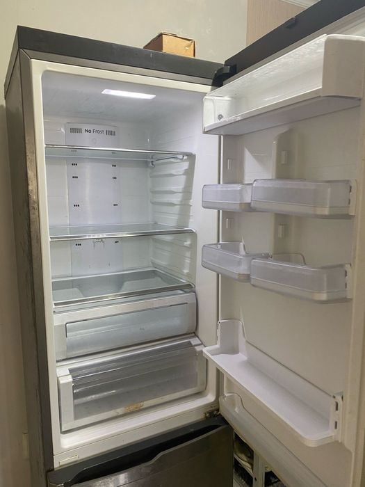 Продам холодильник марки Samsung