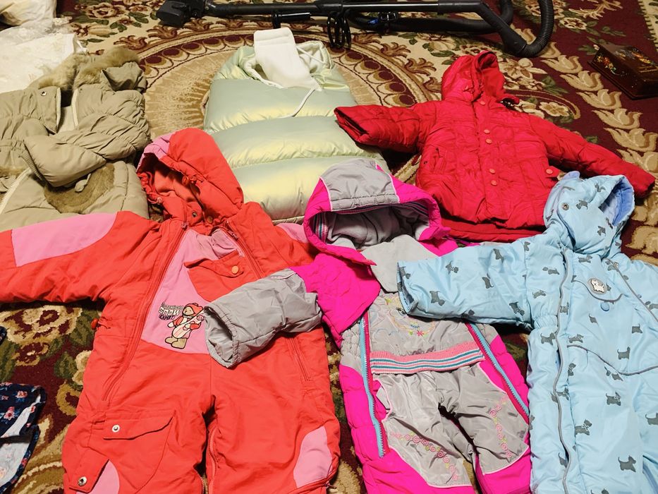 Продается Детские одежды для девочек в хорошем состояний