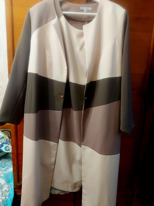 Платье с длинным жакетом