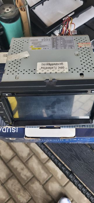 Navigație auto PX3 Android 7.1 2+16GB – funcționează intermitent