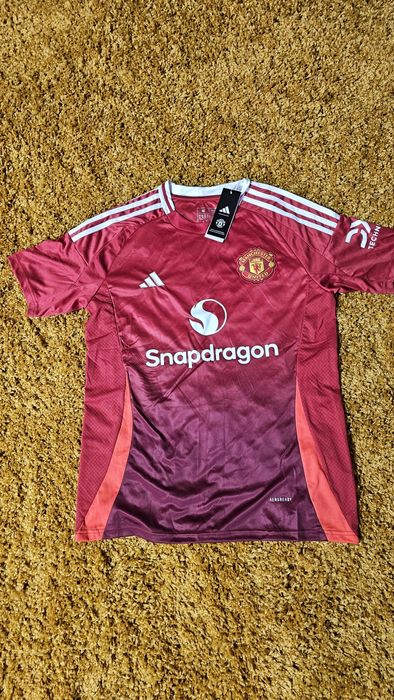 Оригинални тениски Nike Adidas size M