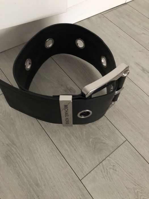 Curea Michael Kors lata moda reclama