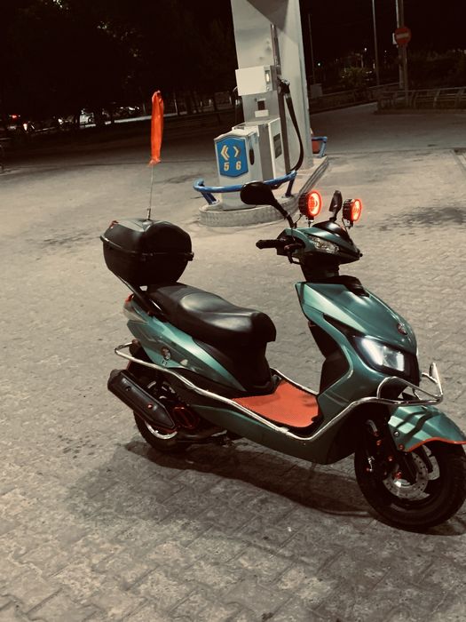М 8 продается  идеальное состояние срочно