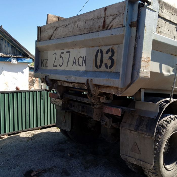 Продам машину зил в хорошем состоянии