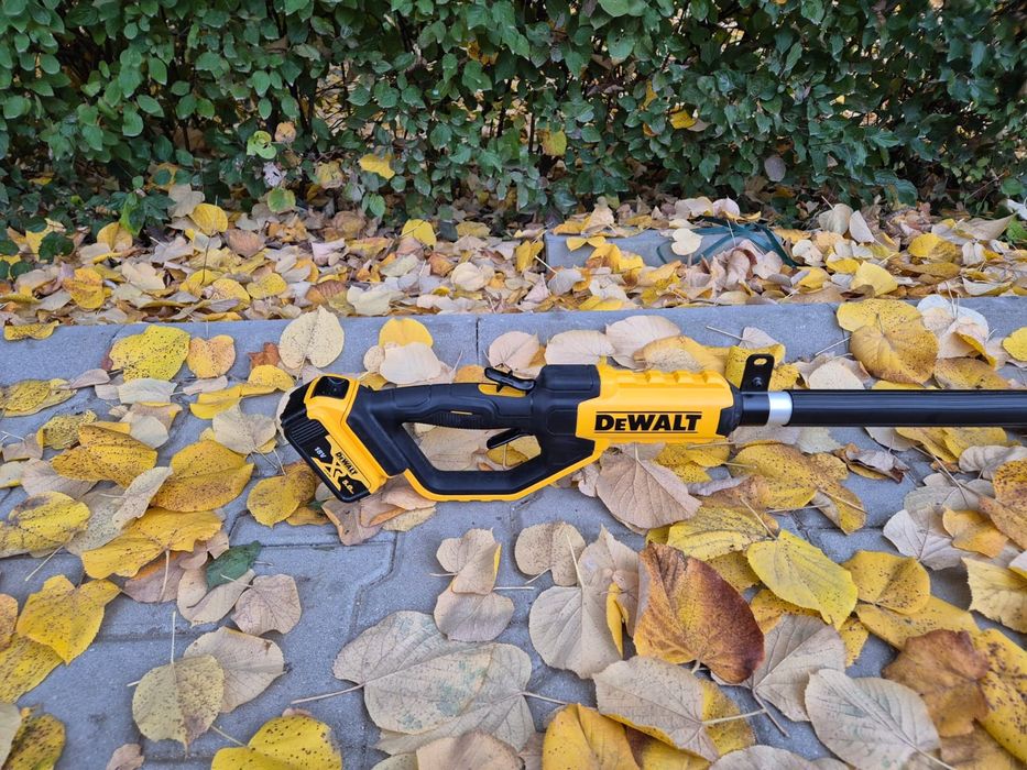 Dewalt Masina de tuns gard viu DCMPH566N