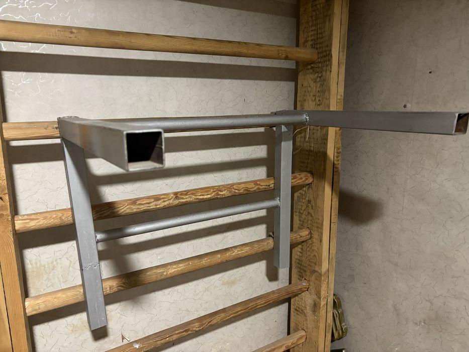 Навесные брусья стальные