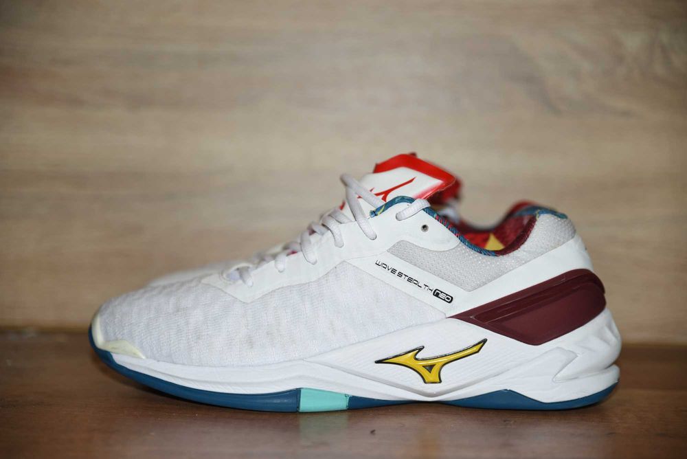 Mizuno оригинални маратонки, размер 42,5