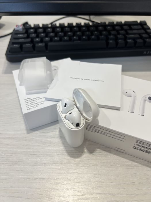 Продам Airpods 2