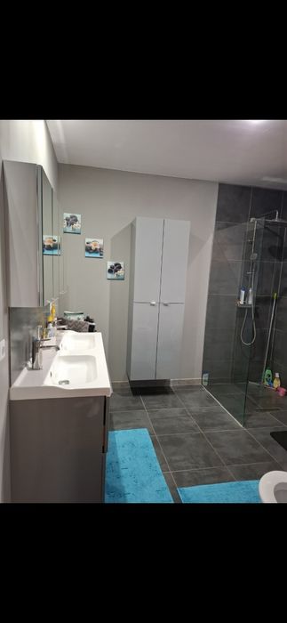 VÂND CASĂ NOUĂ 165m² .Preț 139.000 € .0747422921