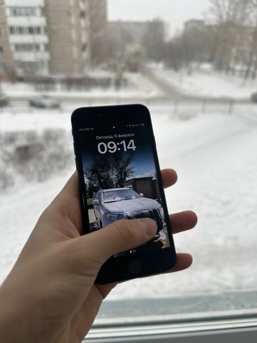 iPhone SE 2020 года