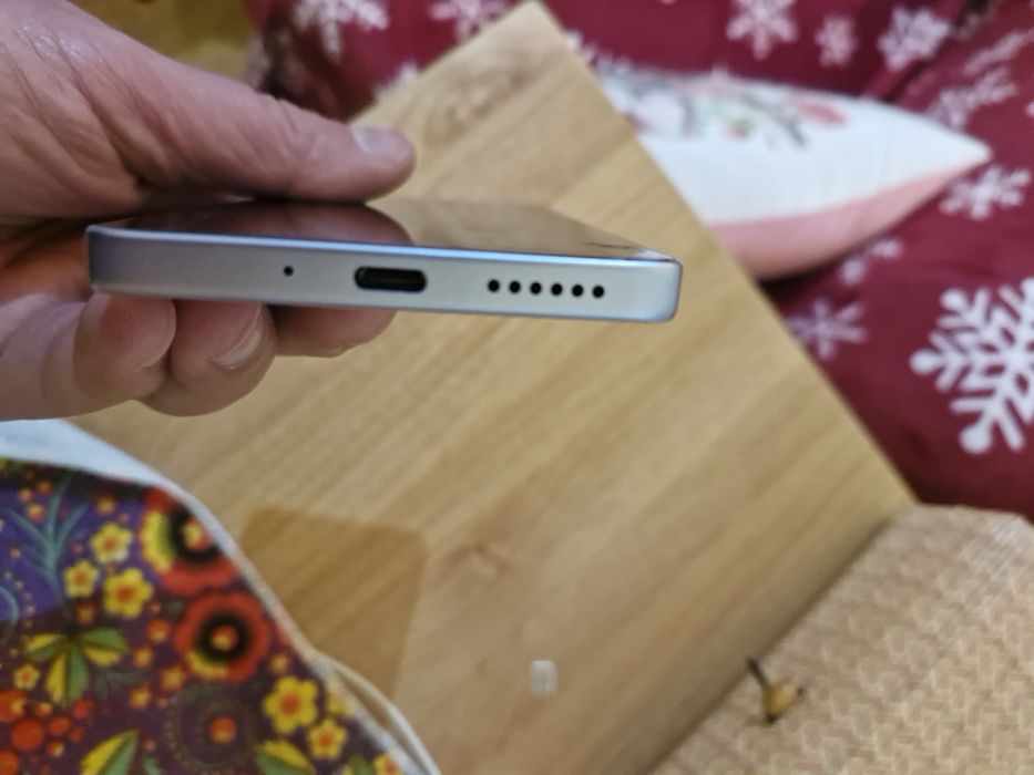 Телефон Redmi Note 14 S