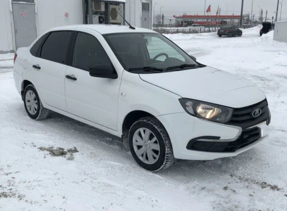 Гранта ФЛ 2021в отличном состоянии