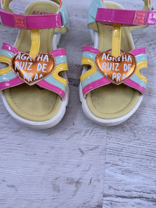 Сандали agatha ruiz de la prada номер 31