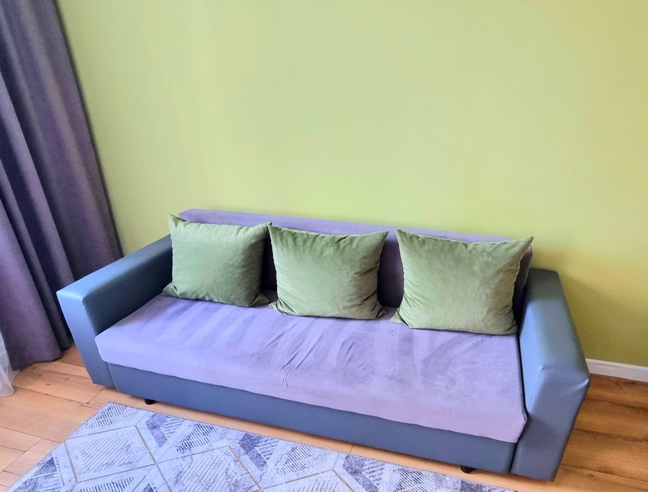 Продам диван 2.3 метра