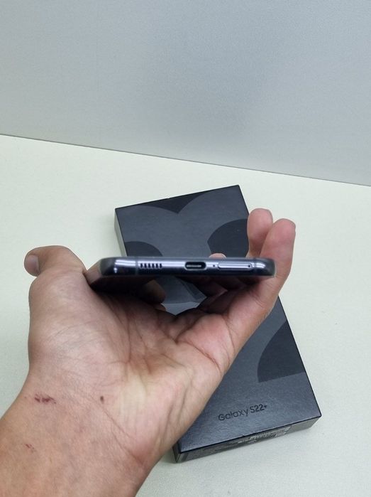 Samsung galaxy s22+ 5G 8/256gb Vietnam 2ta sim
