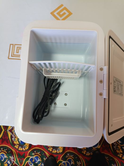 Продаю автомобильный холодильник